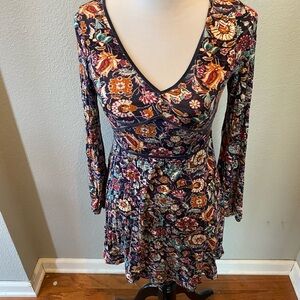 Xhilartion small floral long sleeve dress